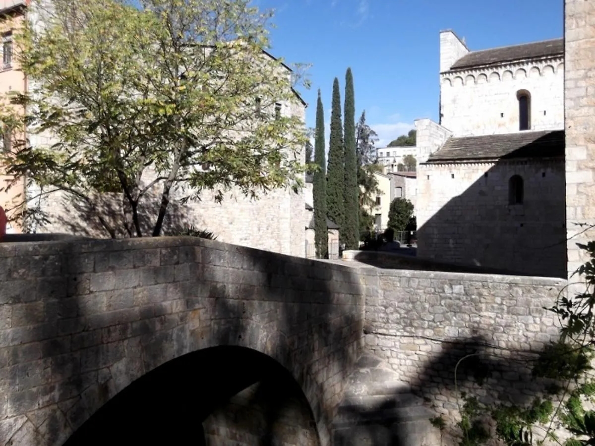 Banos Arabes Apartment Girona